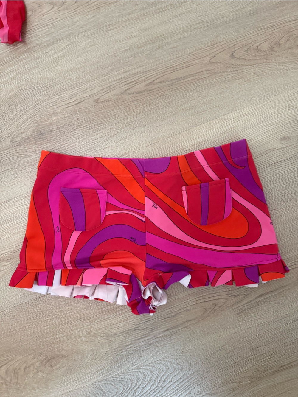 Emilio Pucci Pink Red Orange Swirl Bikini Set with Mesh Cover-Up and shorts - M - Picture 5 of 15